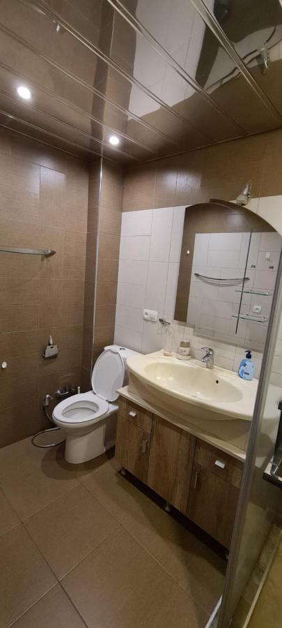 Luxury Apartments In Center Jerevan Buitenkant foto